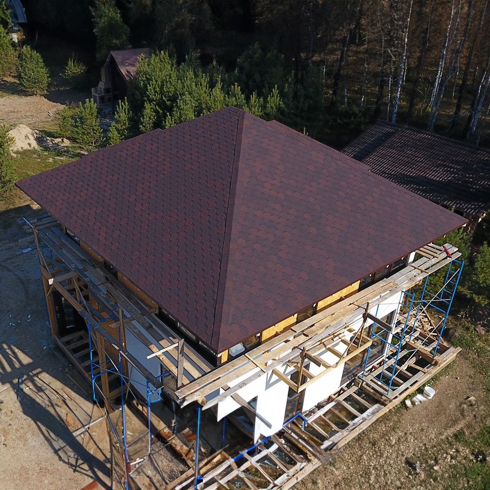 Шатровая крыша в Опочке и Псковской области